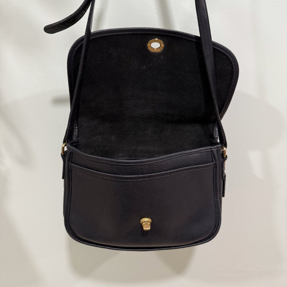 Coach Classic Vintage Y2K City Bag Black Leather Crossbody Handbag 9790 EUC - Picture 6 of 12